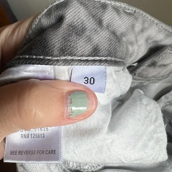 Vervet Ripped Distressed Light Grey Washed Crop Cut Off Baggy Jeans 30 - Picture 14 of 14